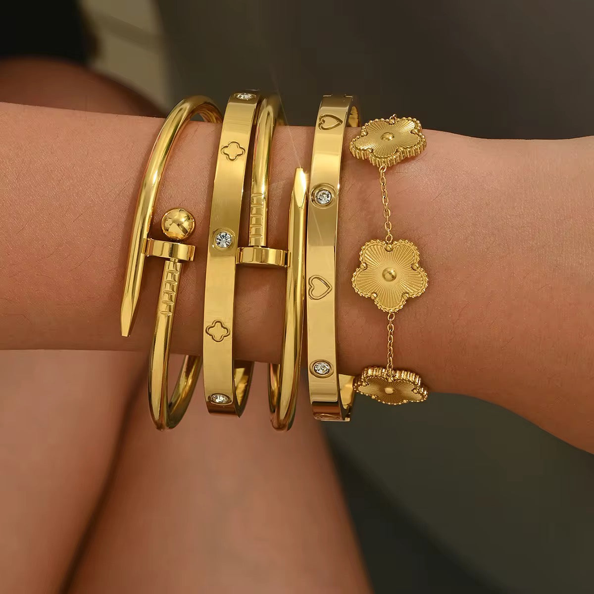 IT Girl Bracelet Stack