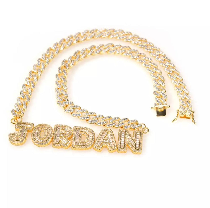 luxe cuban baguette name necklace plate